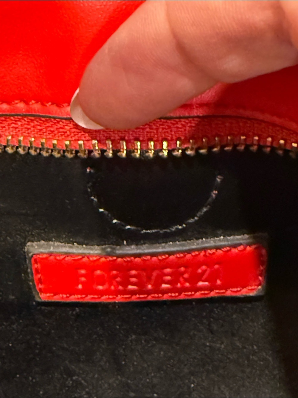 Forever 21 Red Mini Satchel Crossbody Purse Faux Leather Gold Hardware Like New - Picture 6 of 12